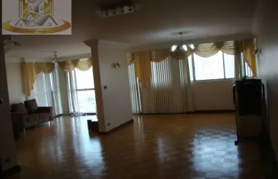 Apartamento à venda na moóca com 4 quartos e 2 vagas.