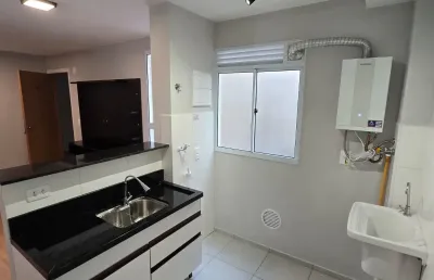 Apartamento 2 dormitórios com tudo próximo e aquecedor a gás + garagem