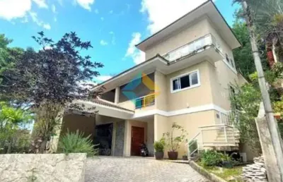 Casa com 03 dorms, itaipu, niterói - r$ 1.6 mi, cod: 934