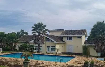 Casa a venda na malota - maravilhosa - 4 suítes - 4 vagas