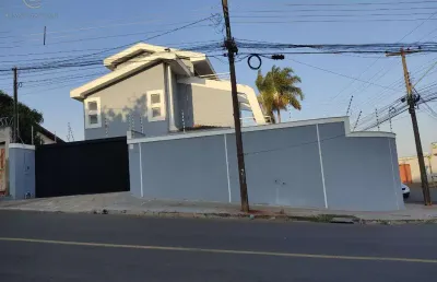 Casa para alugar em londrina, coliseu, com 3 quartos, com 440 m²