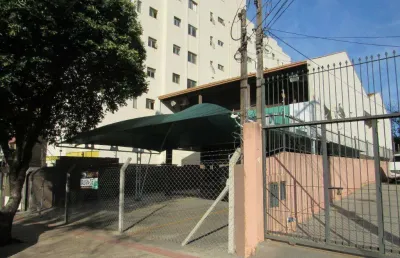 Casa à venda em londrina, centro, com 3 quartos, com 540 m²