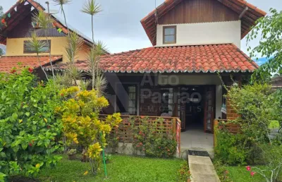 Casa em condomínio fechado com 3 quartos à venda na Avenida Cícero Batista de Oliveira, 1632, Alpes Suiços, Gravatá