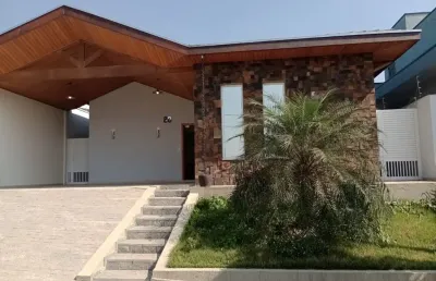 Casa com 3 quartos para alugar no Bairro do Grama, Caçapava 