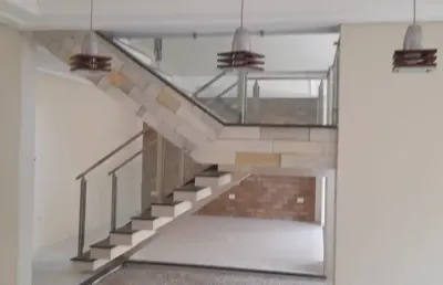 Casa com 5 quartos para alugar na Avenida Dom Pedro I, 450, Campos Elíseos, Taubaté