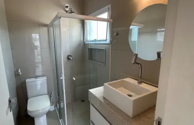Casa com 4 quartos para alugar na Avenida das Palmeiras, 500, Bairro do Grama, Caçapava