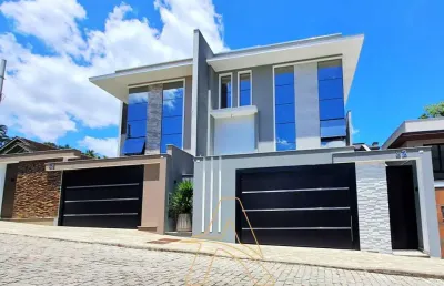 Sobrado moderno de alto padrão no bairro vila nova – blumenau/sc