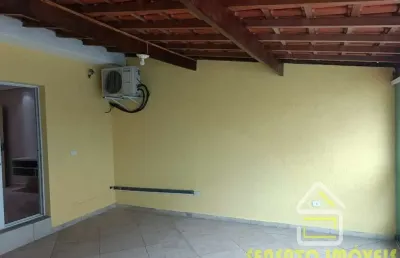 Casa com 2 quartos para alugar no Jardim Aricanduva, São Paulo 