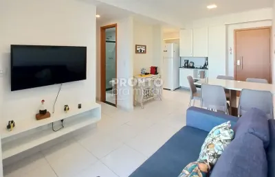 Não perca a chance de viver neste encantador apartamento, a poucos passos do mar, oferecendo 61,17 m² de conforto e praticidade