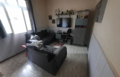 Oportunidade 200.000 casa aconchegante em condomínio varanda, sala, 2 quartos e área