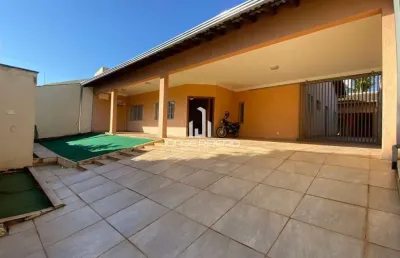 Casa com 3 quartos à venda na avenida josé gabriel de oliveira, 351, aurora, londrina por r$ 1.550.000