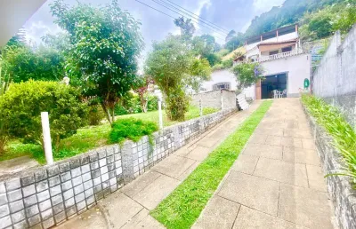Vendo linda casa com kitnet no vale paraíso teresópolis!