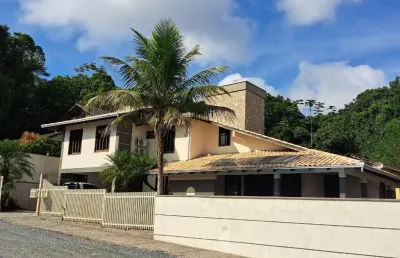 Casa com 4 quartos à venda no Costa e Silva, Joinville 