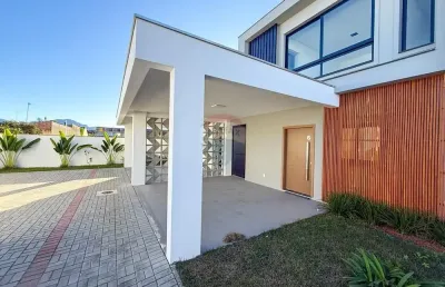 Casa com 3 quartos à venda na Vila Nova, Joinville 