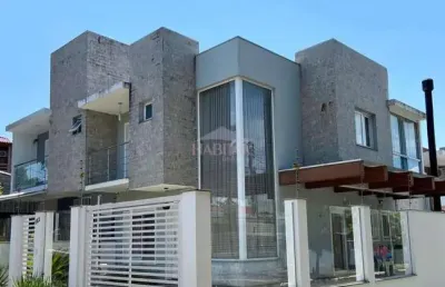 Casa com 3 quartos à venda no Igara, Canoas 