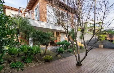 Residência no condomínio alphaville com 3 suítes e 1 demi suítes à venda, 540m² por r$ 4.950.000 - condomínio alphaville graciosa - pinhais/pr