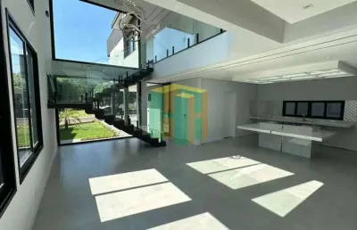 Casa alto padrão à venda - 5 suítes - 485,88m² de terreno