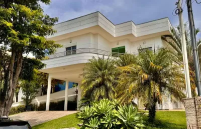 Casa em condomínio fechado com 4 quartos para alugar na Rua Tarumãs, Condomínio Residencial Santa Helena, Bragança Paulista
