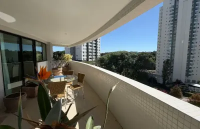 4 quartos, 232 m², 2 vagas - estilo atemporal na charmosa rua do outono em curitiba