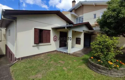 Casa à venda em farroupilha, vicentina - churrasqueira e jardim
