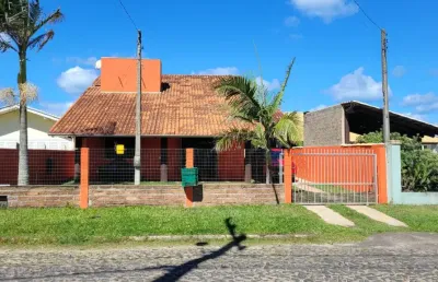 Belíssima casa a venda na passargada. excelente custo benefício!