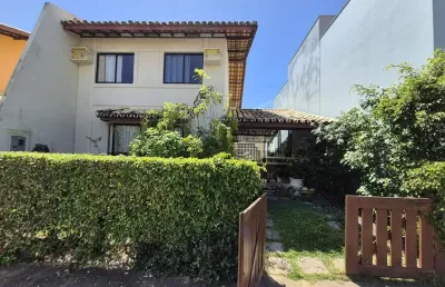 Sol do flamengo, excelente opção, casa duplex c/piscina, suíte c/ closet, varandão, espaço gourmet c/churrasqueira.