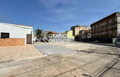 Área de 900 m² para locação – vila mury, volta redonda