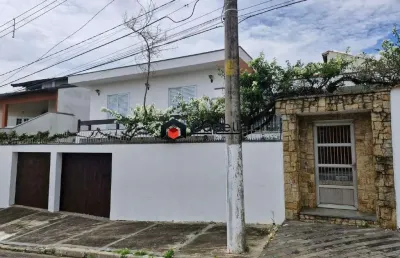 Casa com 4 quartos para alugar no Independência, São Bernardo do Campo 