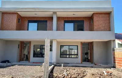 Sobrado de 143 m², de alto padrão no bairro igara em canoas!