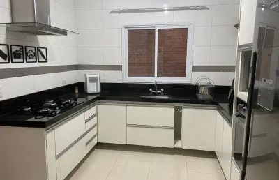 Sobrado com 3 dormitórios e 1 suíte -  aceita permuta por apartame.nto