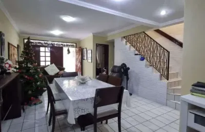 Casa com 3 quartos à venda na Rua Poeta José Revoredo Neto, 15, Nova Parnamirim, Parnamirim