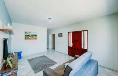 Casa com 3 quartos à venda na Rua Jatobá, 237, Nordeste, Natal