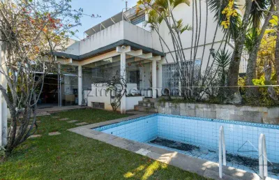 Casa com 4 quartos à venda na rua heitor de morais, --, pacaembu, são paulo, 300 m2 por r$ 2.800.000