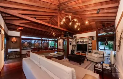 Casa com 2 quartos à venda na rua petrópolis, --, sumaré, são paulo, 223 m2 por r$ 3.290.000