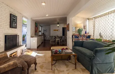 Casa com 3 quartos à venda na rua paracuê, --, sumaré, são paulo, 150 m2 por r$ 1.900.000