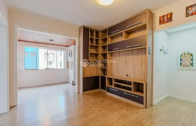 Apartamento semimobiliado de 2 dormitórios com suíte e 2 vagas no bairro tristeza – porto alegre