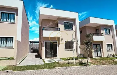 Casa com 4 quartos para alugar na Rua Sucupió, Abrantes, Camaçari
