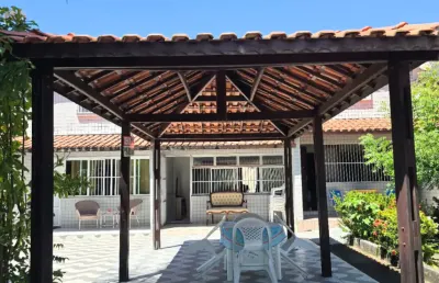 Casa em condomínio fechado com 2 quartos à venda na Rua Wenceslau Machado, 411, Icaraí, Caucaia
