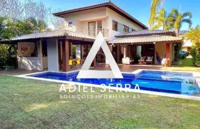 Praia do forte - piscinas naturais - 544m² total - porteira fechada - 4 suítes - climatização - área gourmet - piscina - energia solar - 3 vagas