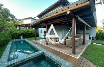 Praia do forte - 370m² total - porteira fechada - 3 suítes - área gourmet - piscina - churrasqueira - armários - climatizado - 2 vagas