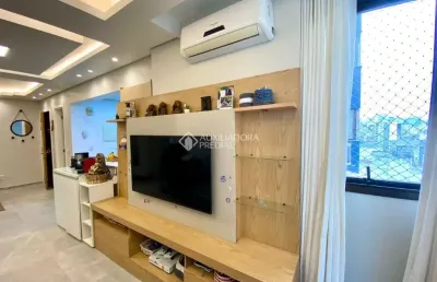 Ótimo 2 dormitórios com box na coração da cidade baixa!!!