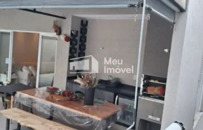 Casa com 3 quartos para alugar no Parque Residencial Maria Elmira, Caçapava 