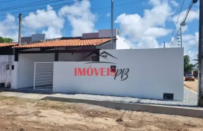 Casa na praia do amor com 2 quartos sendo 1 suíte e piscina