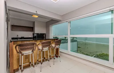Apartamento com 3 quartos para alugar na Avenida Atlântica, 4710, Centro, Balneário Camboriú