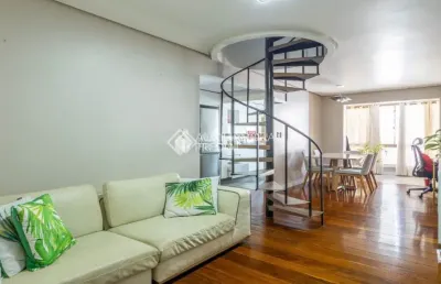 Cobertura diferenciada à venda no centro histórico de porto alegre