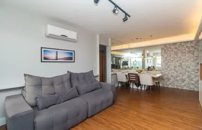 Apartamento com 3 quartos à venda na Rua Adão Baino, 261, Cristo Redentor, Porto Alegre