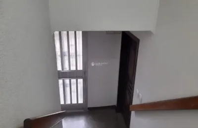 No bairro partenon. excelente 2 dormitórios com vaga fechada e área privativa de 58,00 m².