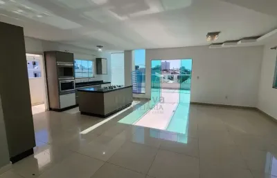 Prédio versátil de 550m²: comércio e residência em um só imóvel!