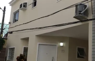 Excelente casa de vila com perfil familiar planejada com toda segurança,