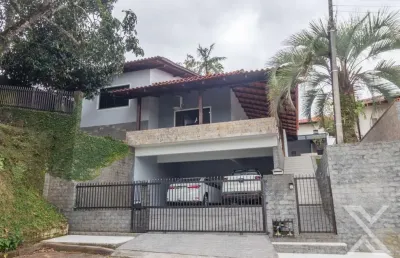Casa com 3 quartos à venda na escola agrícola, blumenau , 239 m2 por r$ 1.100.000